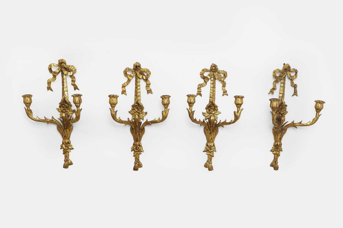 A set of four giltwood wall lights, late 19th/early 20th century, (1 of 3)