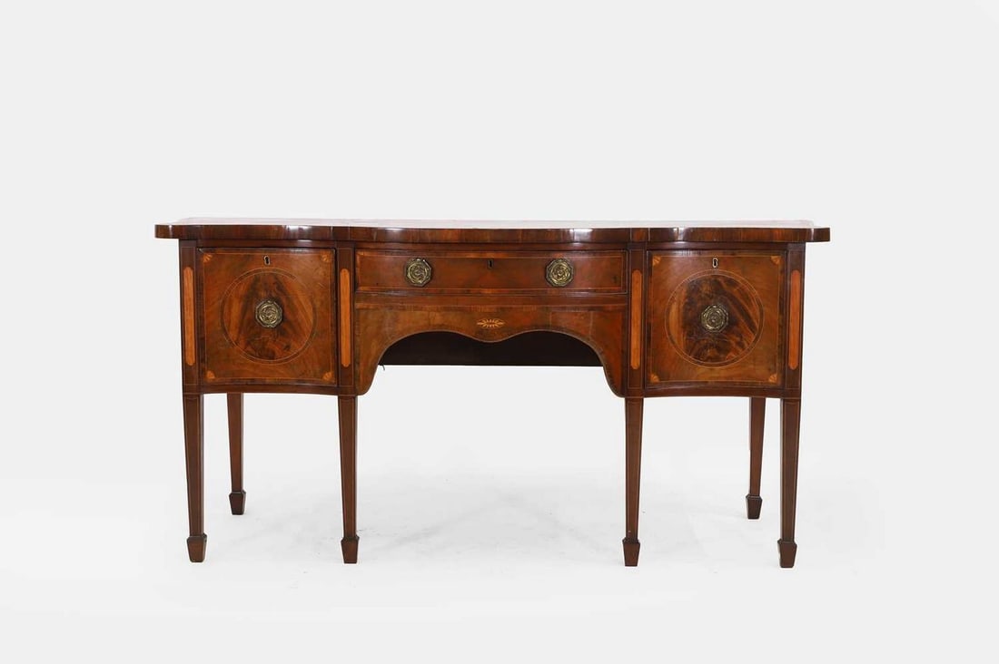 A George III mahogany sideboard, c.1790, (1 of 4)