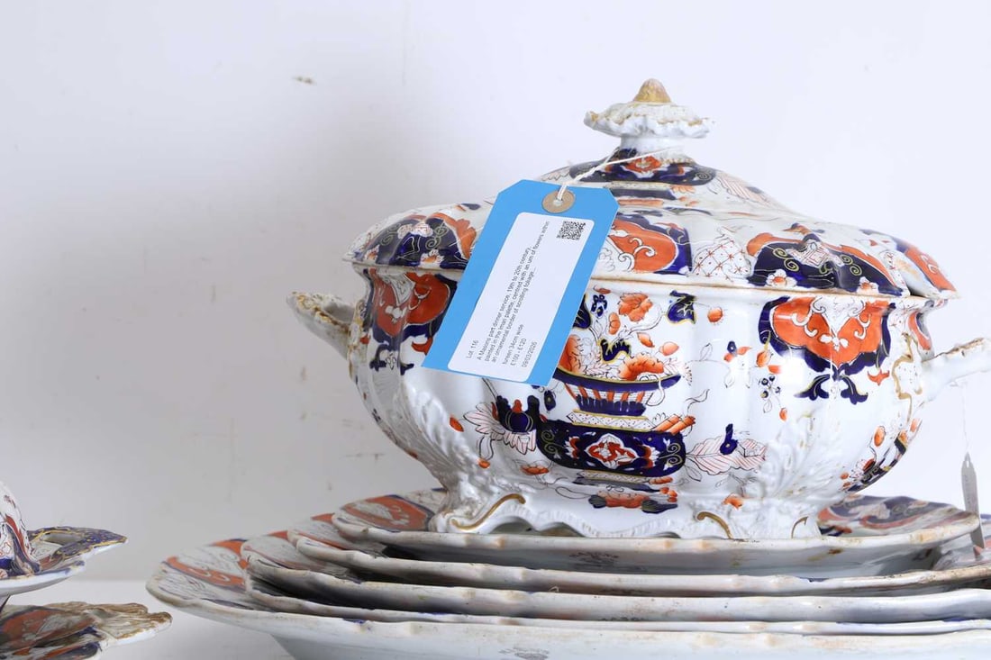 A Masons part dinner service, 19th to 20th century, - 3