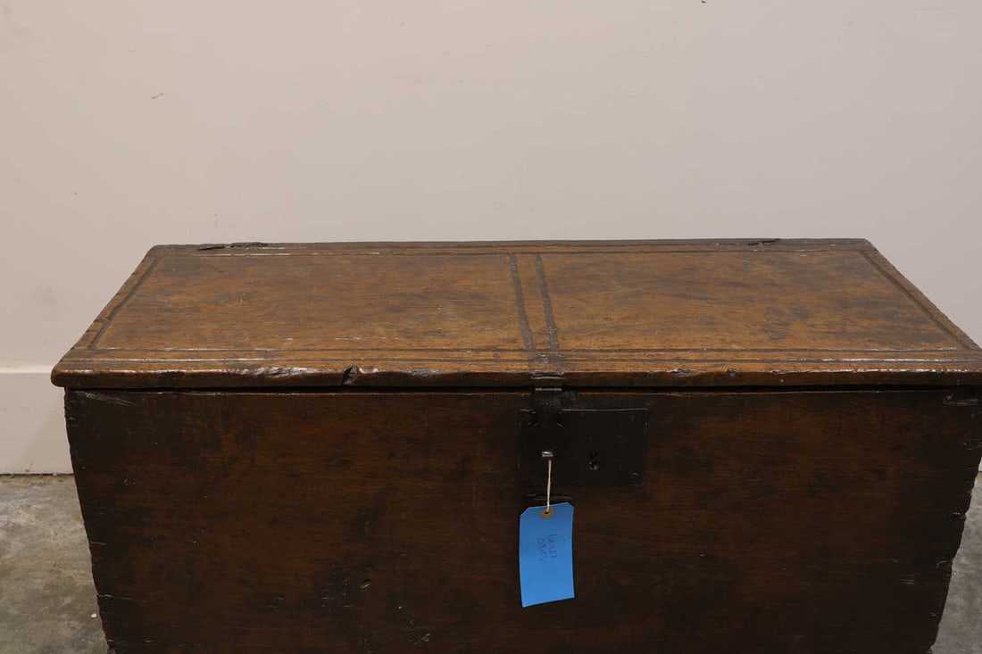An oak boarded chest, 17th century, - 2