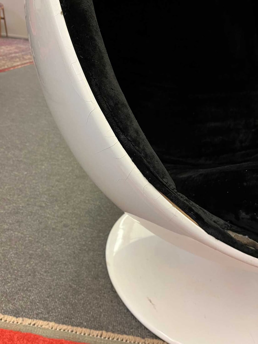 After Eero Aarnio, a pair of ball chairs, - 7