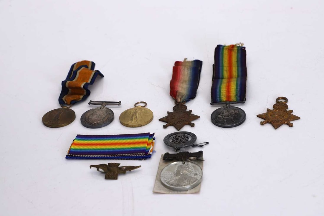 A collection of WW1 medals, - 2
