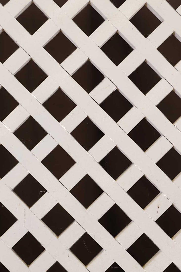 A painted wooden bench, in the Georgian style, - 5