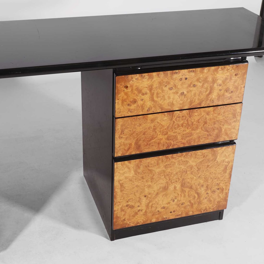 A burr walnut and lacquered sideboard, circa 1970s, Italian, - 4