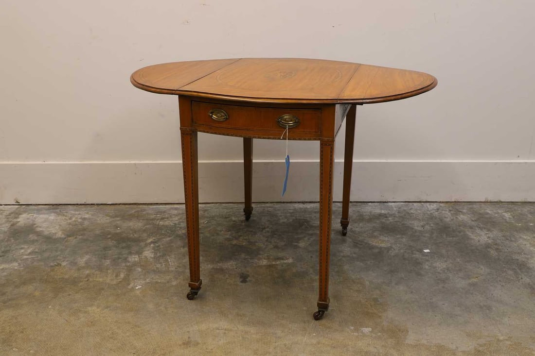 An inlaid satinwood Pembroke table, in the George III style, - 3