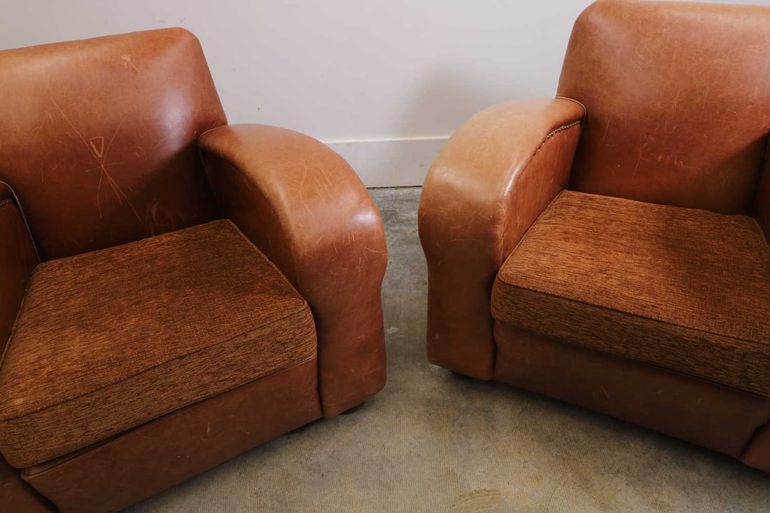 An art deco style leather suite, Circa 1940, - 3