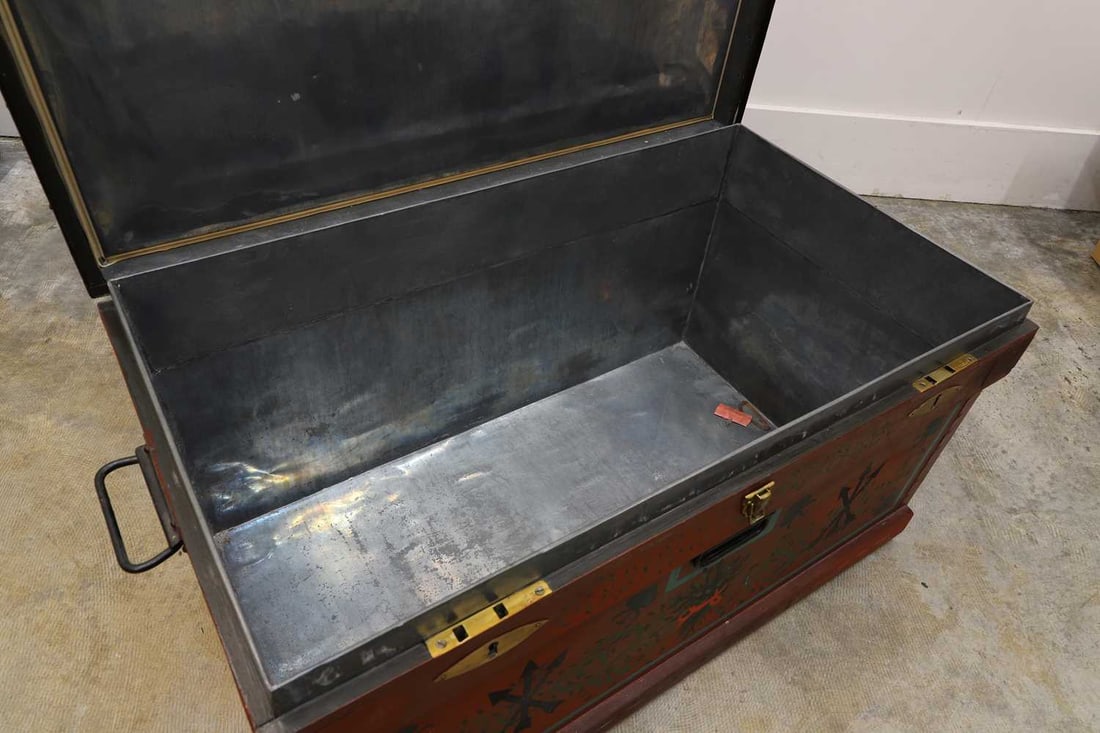 'The Marshall Improved Air & Water-Tight Chest', 20th century, - 2