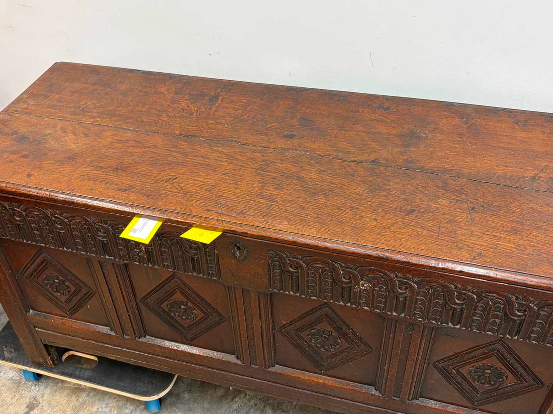 An oak coffer, 17th century, - 3