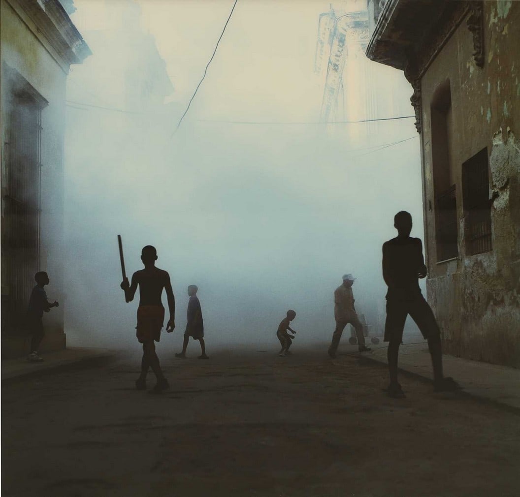 ▲ Desirée Dolron (Dutch, b.1963) 'Cerca Muralla' from 'Te Dí Todos Mis Sueñ (1 of 3)