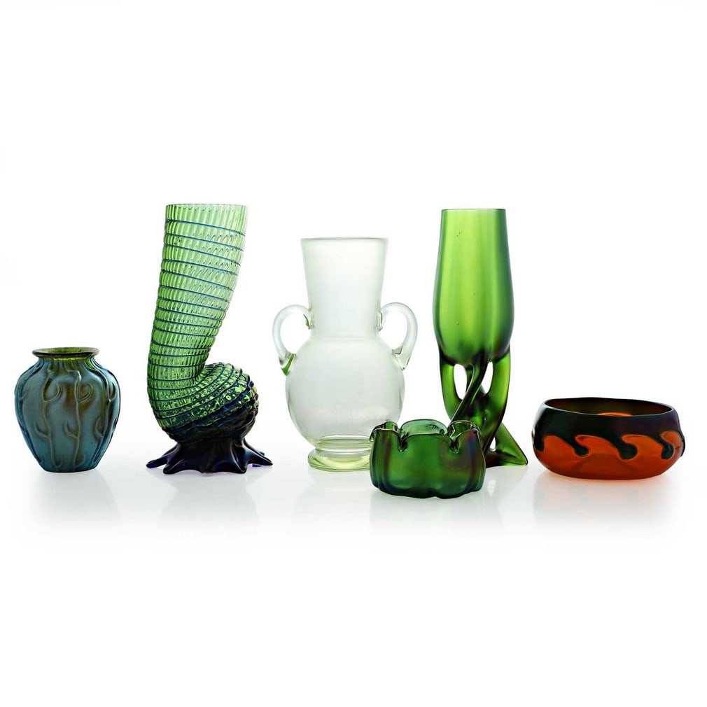 A collection of six glass items, circa 1900, Bohemian, to include Loetz examples, (1 of 2)