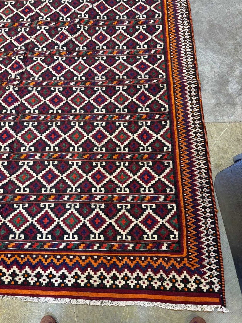 A South West Persian Qashqai kilim, - 3