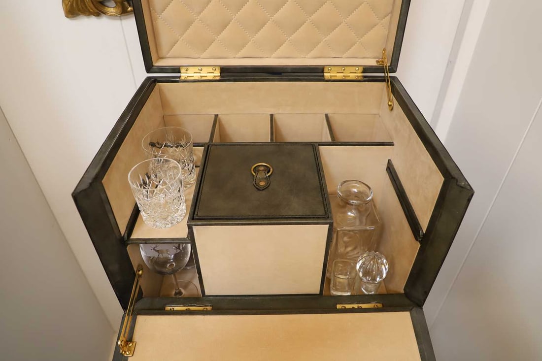 A leather campaign-style drinks case, of recent manufacture, - 2