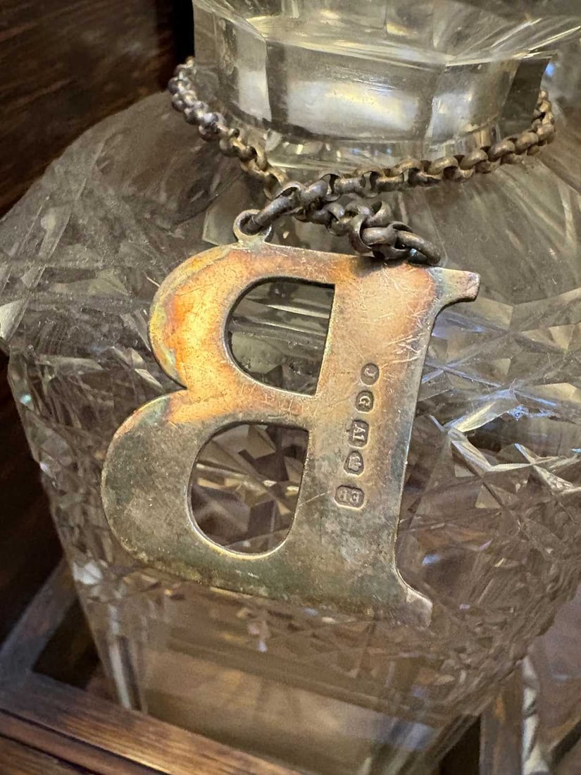 A late Victorian oak travelling tantalus with cut glass decanters and glasses, late 19th century, - 11