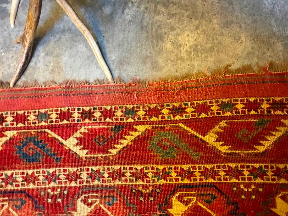 A large Tekke type carpet, 20th century, Turkestan, - 4