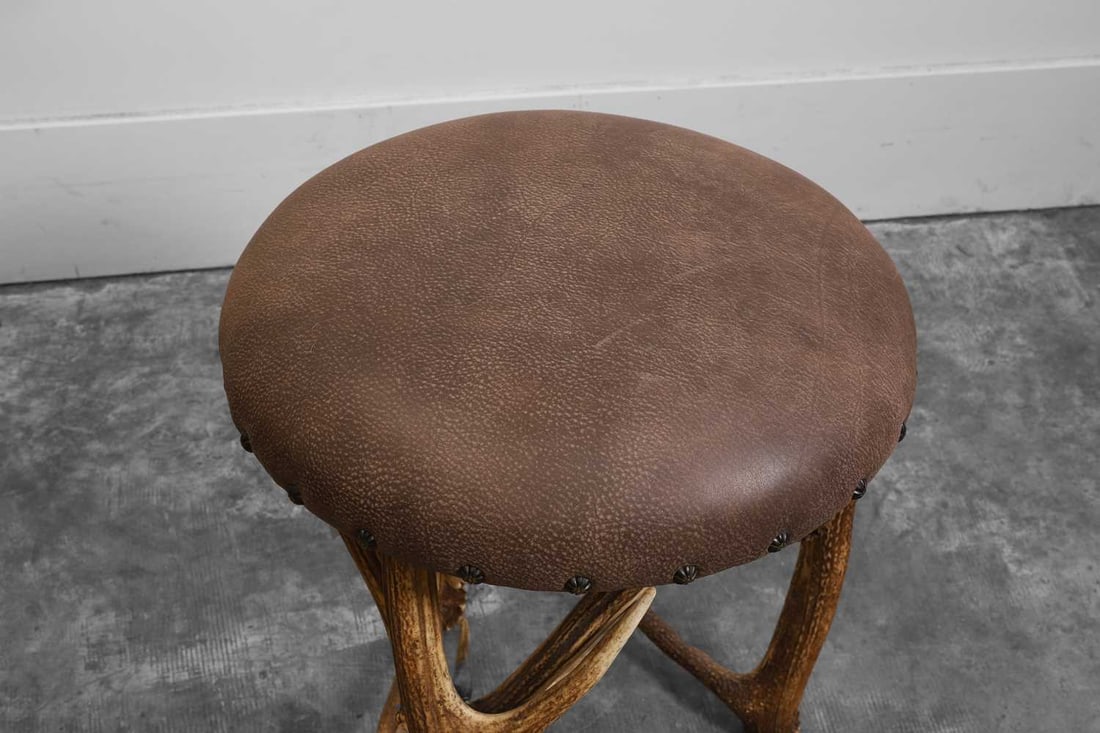 A collection of antler furniture and lighting, of recent manufacture, - 7