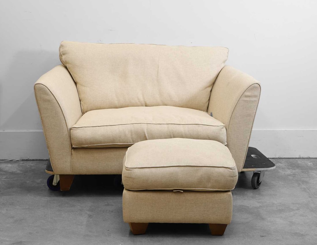 A loveseat sofa, of recent manufacture, (1 of 1)