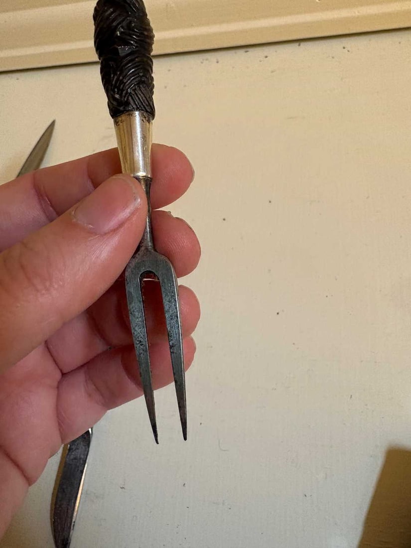 A Scottish silver-mounted dirk, mounts by JR & S, Edinburgh, 1889, - 6