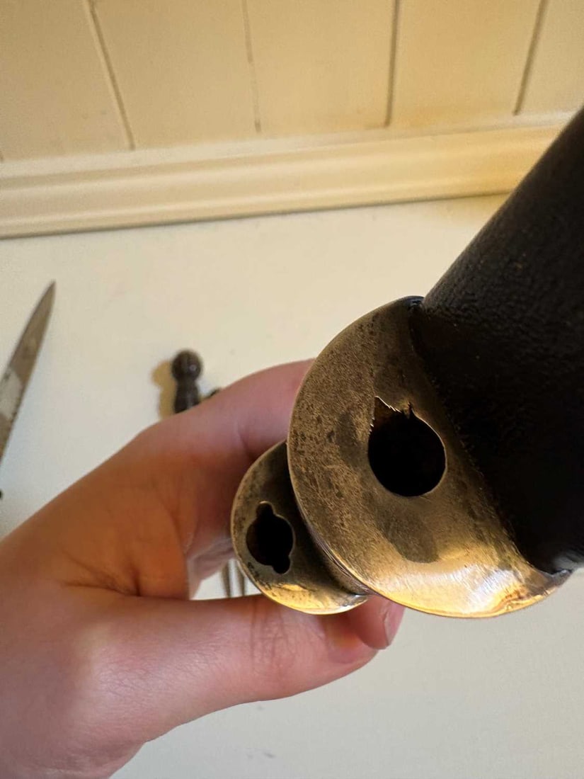 A Scottish silver-mounted dirk, mounts by JR & S, Edinburgh, 1889, - 9