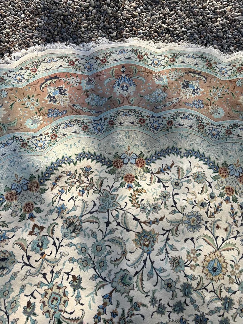 An Iranian Tabriz wool and silk blend circular rug, circa 1970s, - 11