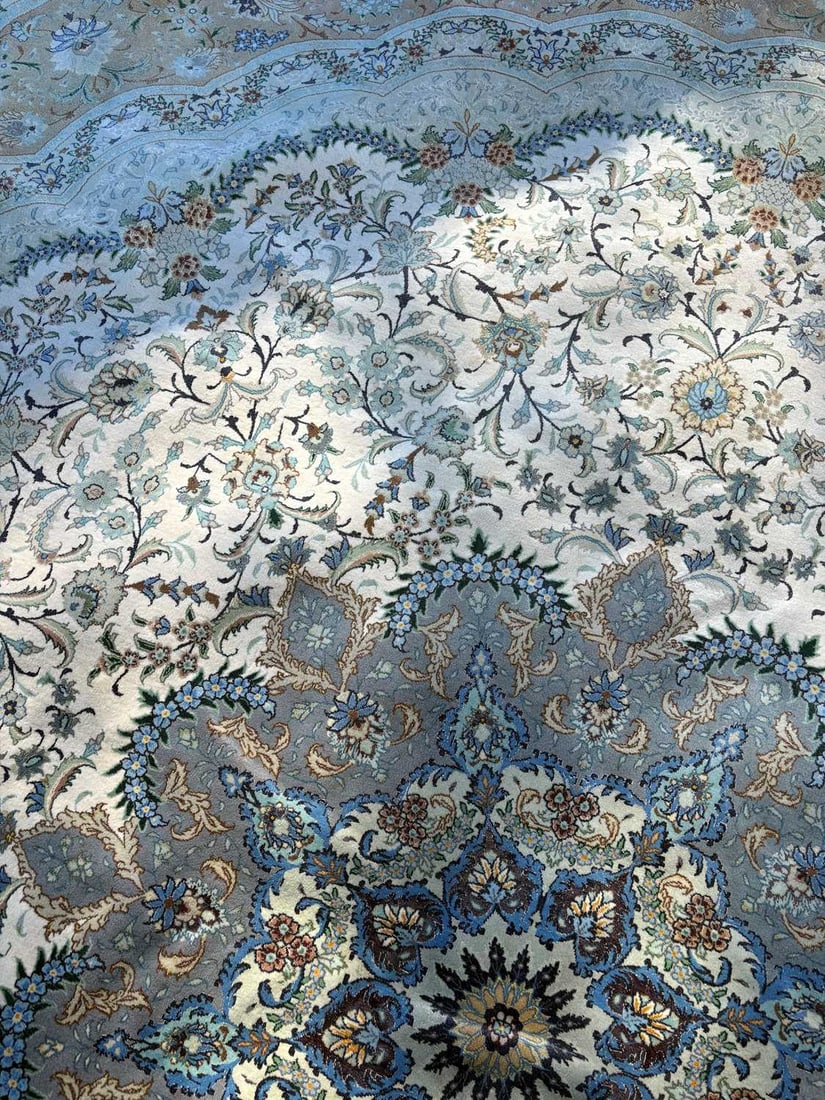 An Iranian Tabriz wool and silk blend circular rug, circa 1970s, - 12