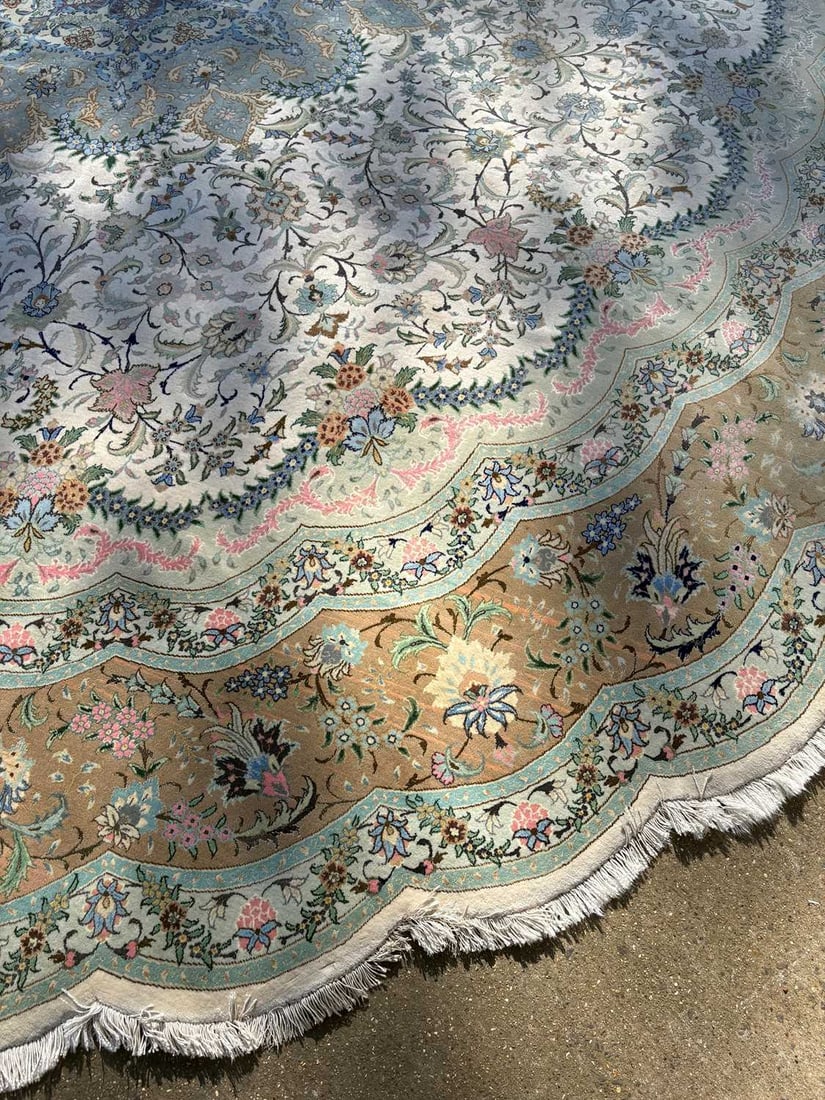 An Iranian Tabriz wool and silk blend circular rug, circa 1970s, - 16