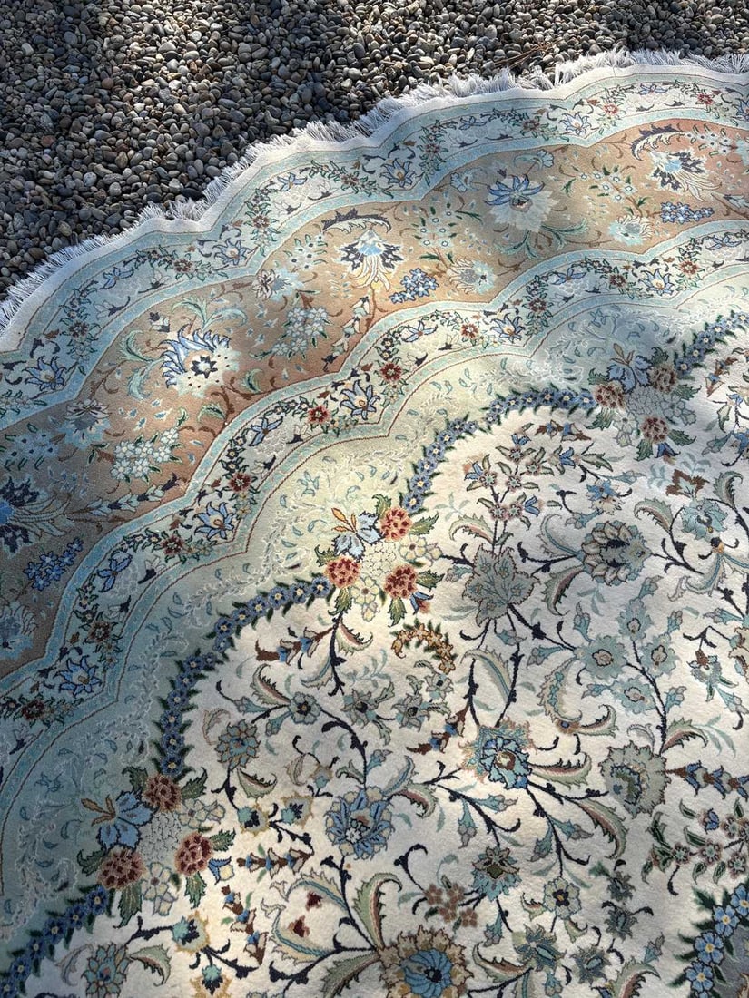 An Iranian Tabriz wool and silk blend circular rug, circa 1970s, - 20