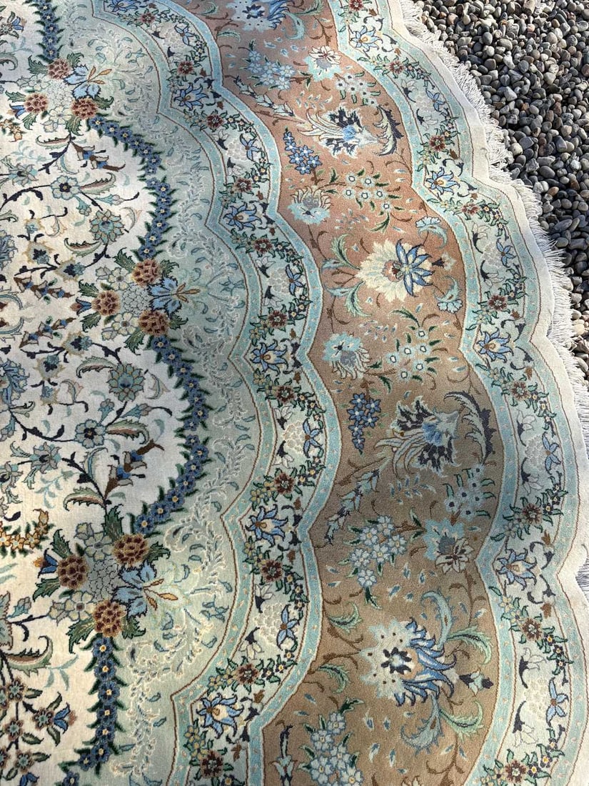 An Iranian Tabriz wool and silk blend circular rug, circa 1970s, - 4