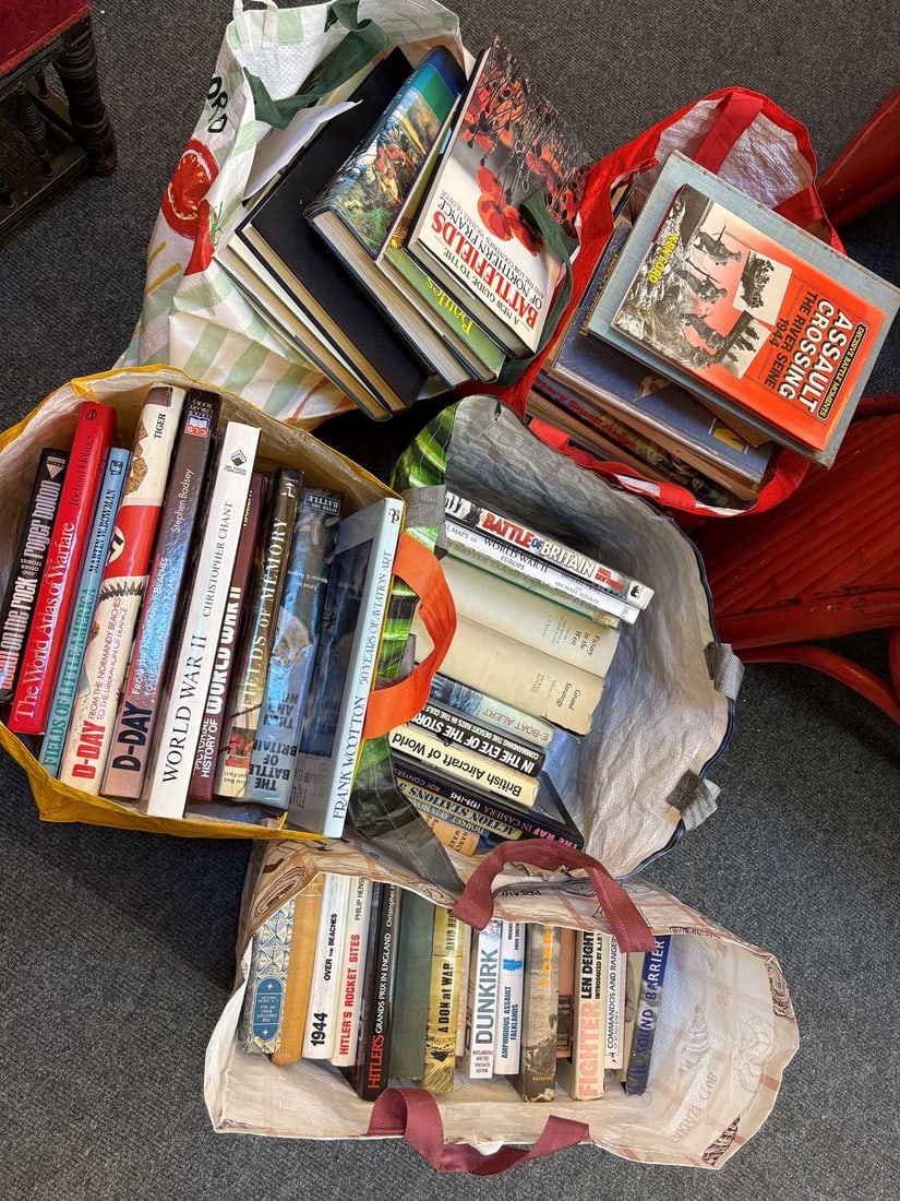 A group of assorted military and historical books, 20th century and later, - 2