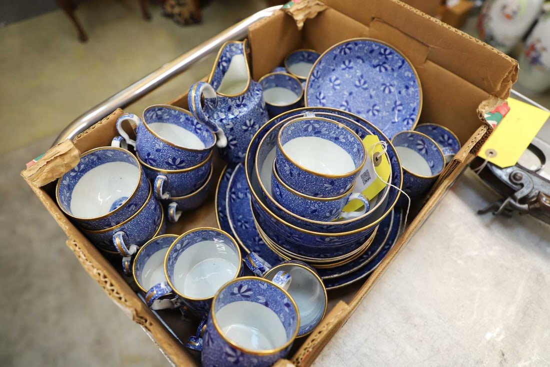 An English blue and white printed tea set, mid-19th century, - 2