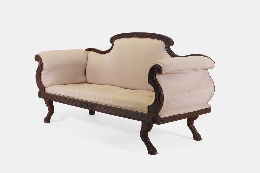 A Regency-style carved wooden settee, 20th century, - 3