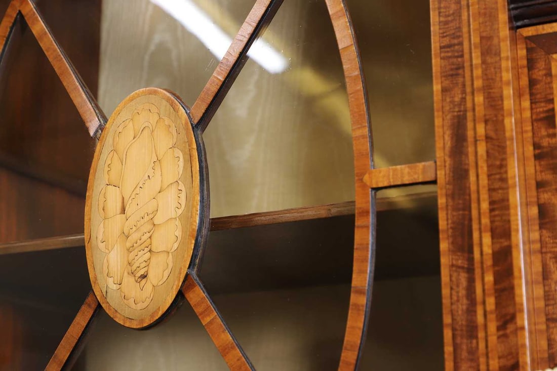 An Edwardian inlaid mahogany display cabinet c.1900 - 2