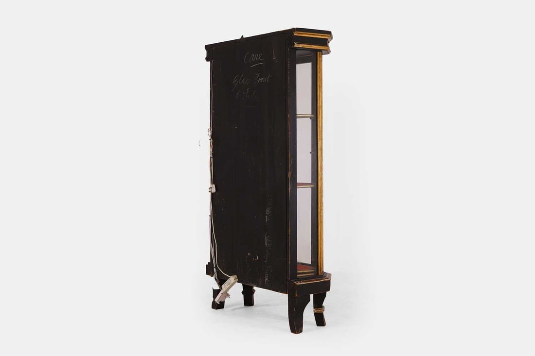 A Napoleon III-style parcel-gilt ebonised vitrine, 20th century, - 3