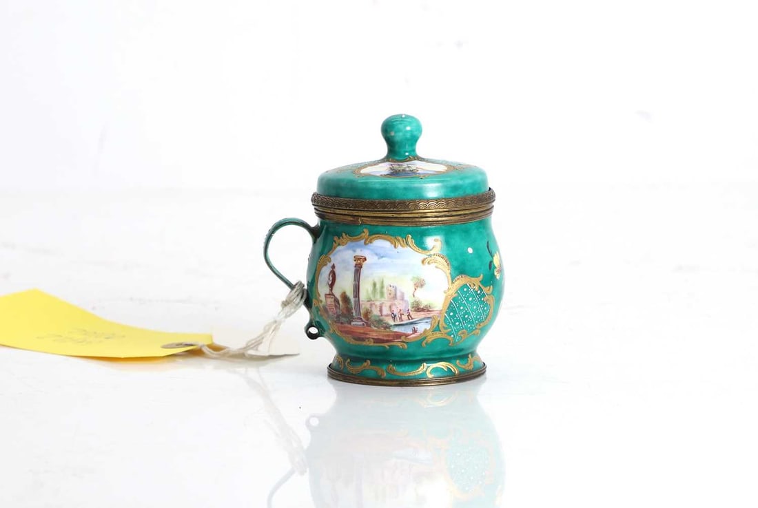 A George III enamel mustard pot and cover, circa 1770, South Staffordshire, probably Bilston, (1 of 2)