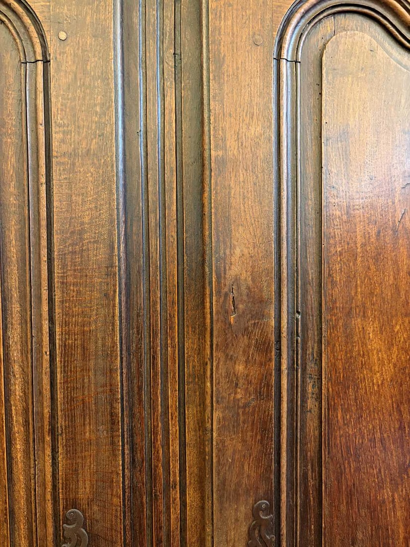 A provincial French oak armoire, early 19th century, - 15