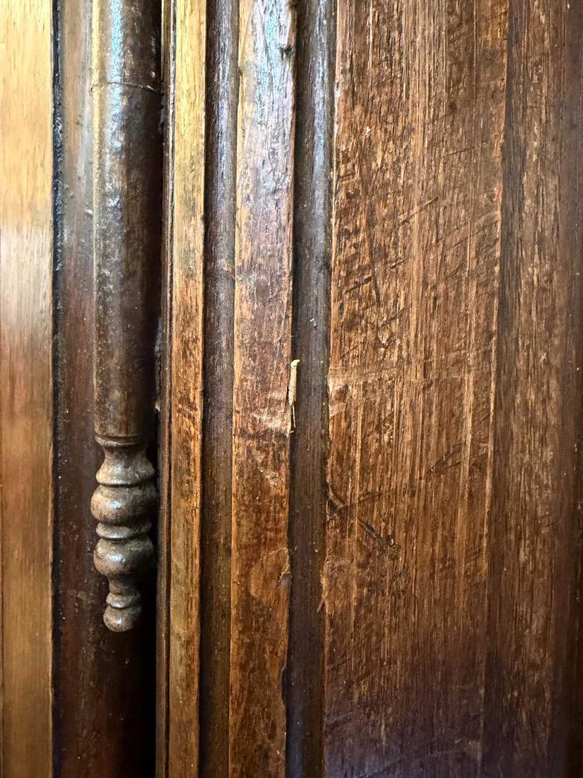 A provincial French oak armoire, early 19th century, - 8