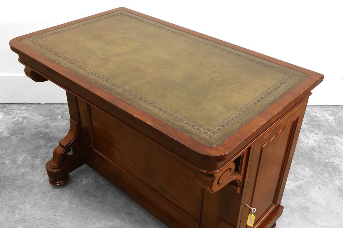 A Victorian library table, early 20th century, - 4