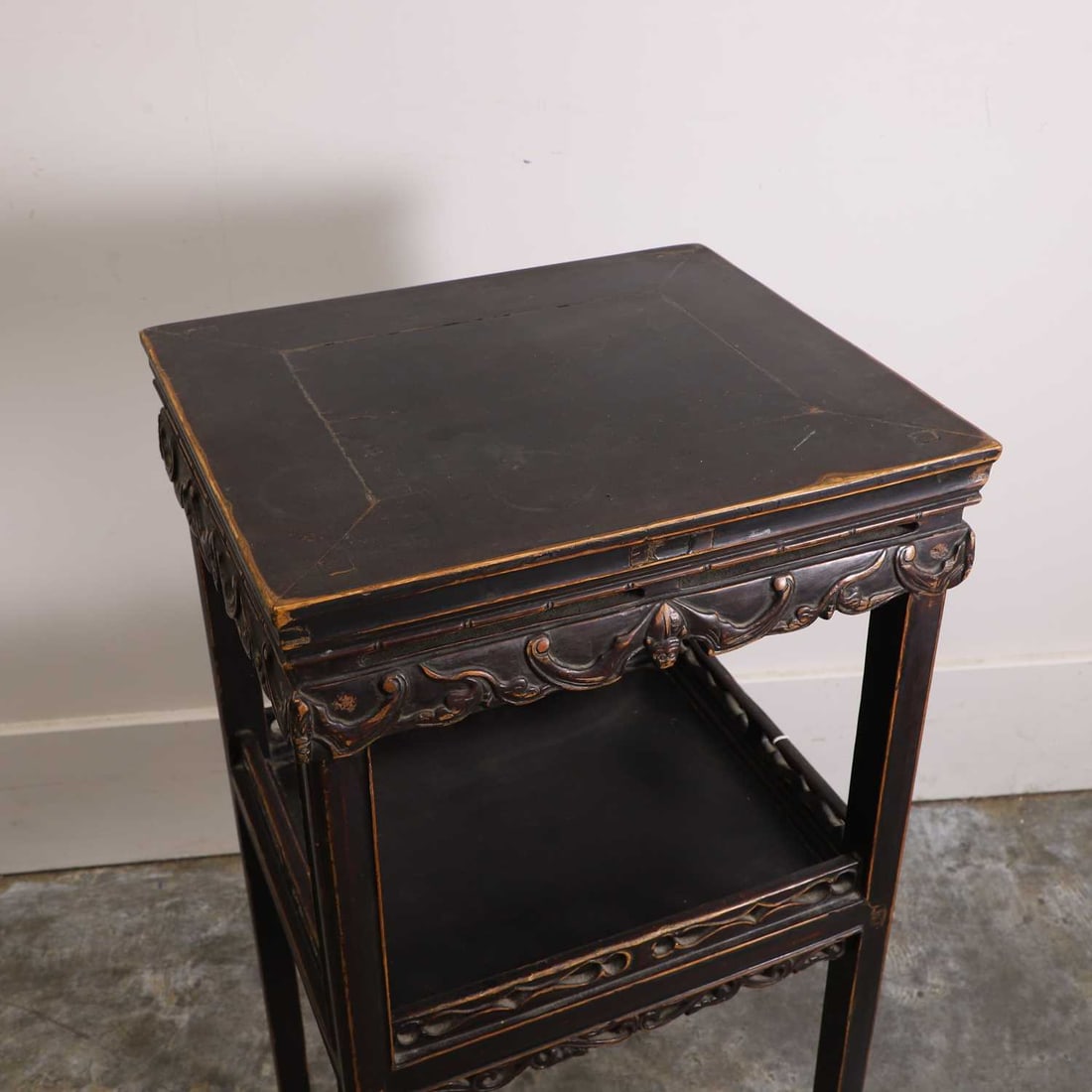 A hardwood jardiniere stand, late 19th / early 20th century, Chinese, - 2