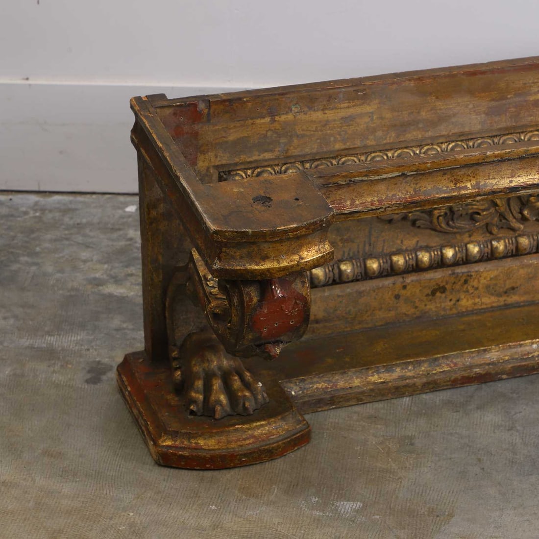A Continental carved giltwood altar piece, circa late 18th century, - 2