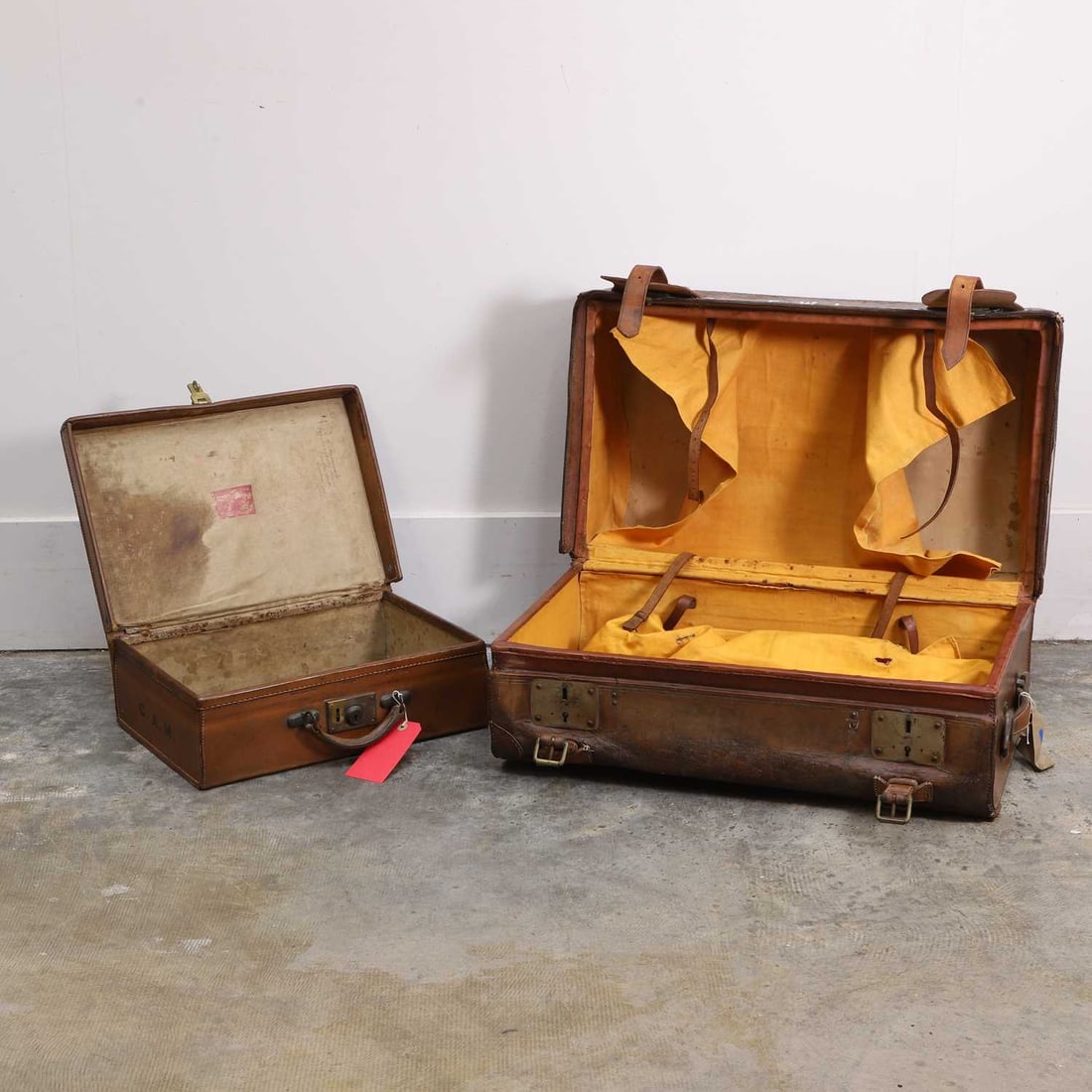 A leather travel trunk, late 19th century, - 3