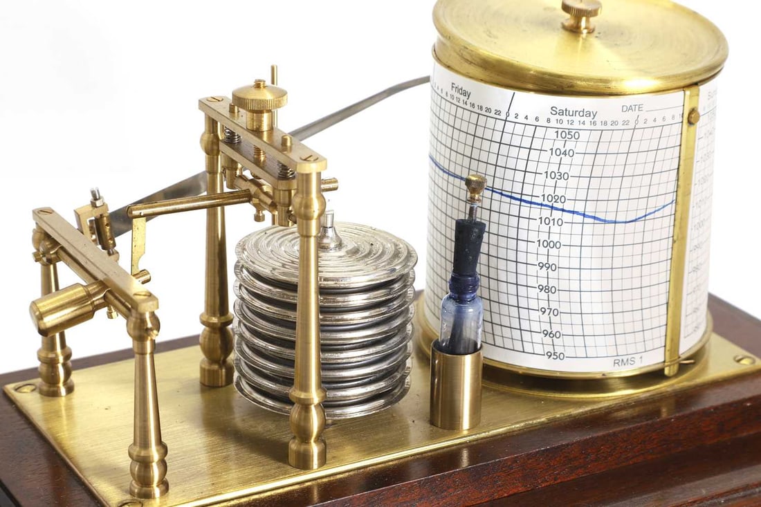 A mahogany cased barograph, of recent manufacture, - 2