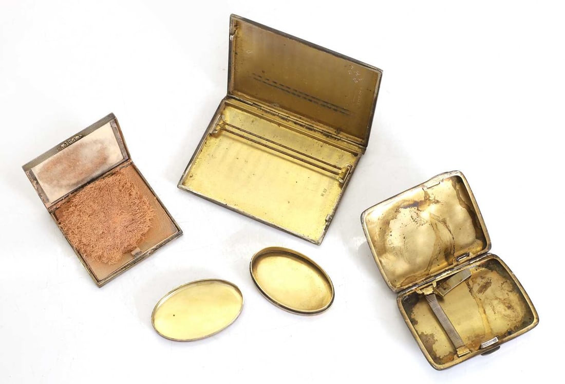 A pair of cigarette cases and a compact, - 2