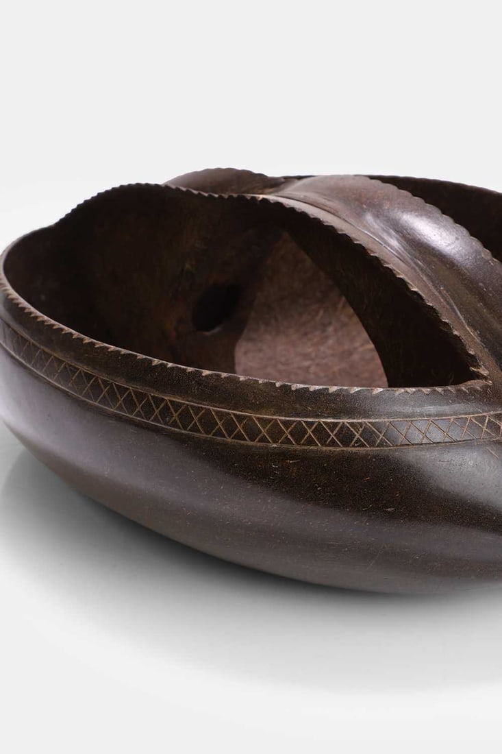 A coco de mer nut basket, - 3
