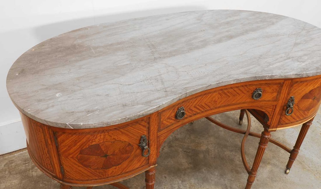 A Sheraton Revival satinwood inlaid washstand, - 2