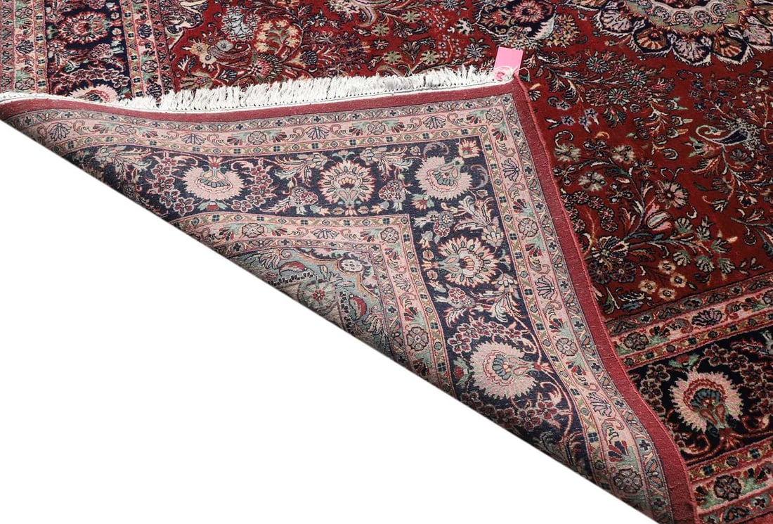 A large contemporary wool Persian rug, - 2