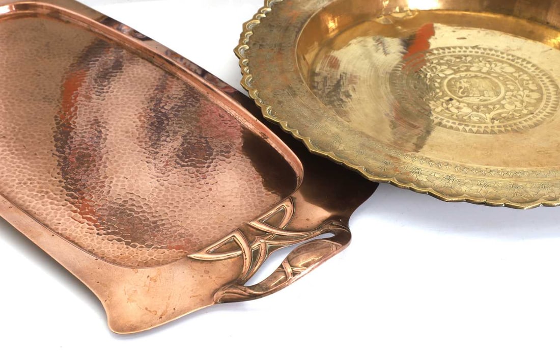 Art Nouveau copper tray, circa 1900 - 2