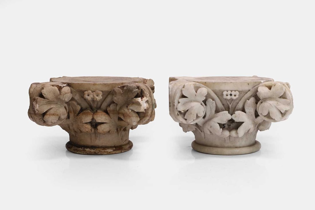 Two marble capitals, late 18th to early 19th century, - 3