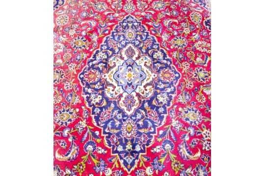 A Persian Kashan carpet, - 2