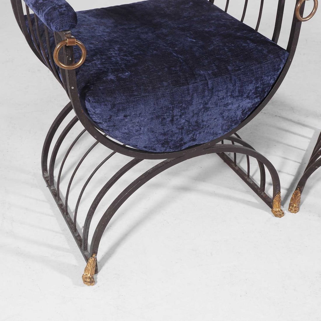 Hollywood Regency, a pair of 'curule'-type armchairs, - 3