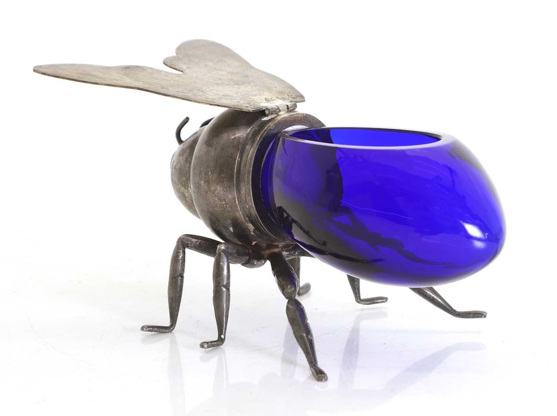 An art deco silver plated honey bee, 20th century, - 2
