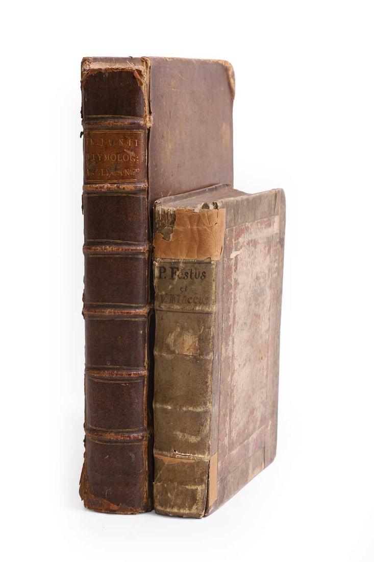 1- Junius, Francis: Etymologicum Anglicanum. Ex autographo descripsit &: 1- Junius, Francis: Etymologicum Anglicanum. Ex autographo descripsit & accessionibus permultis auctum edidit Edwardus Lye. Præmittuntur vita auctoris et grammatica Anglo-Saxonica. Oxonii, Theatr